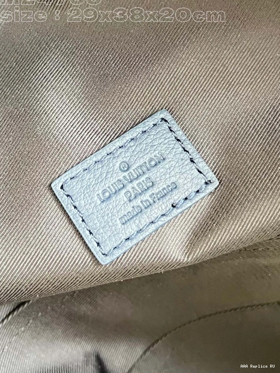 Aaa replica bags Discovery BACKPACK-29*38*20CM LOUIS VUITTON 0811